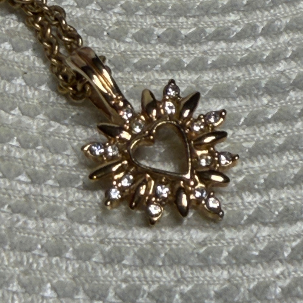 Roman Gold Tone Open Heart Sunburst Rhinestone Pendant Necklace Vintage Style